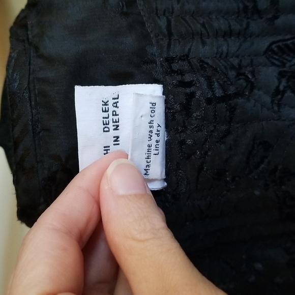 Tibetan Trader Berry Red Velvet Chore Shacket Small - Picture 15 of 16